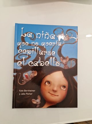 La niña que no quería cepillarse el cabello