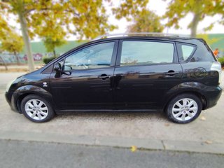 TOYOTA corolla verso