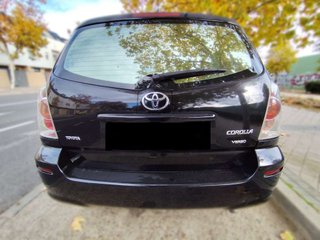 TOYOTA corolla verso