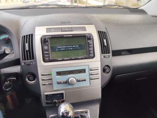 TOYOTA corolla verso