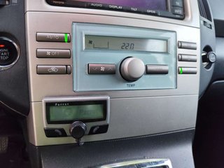 TOYOTA corolla verso
