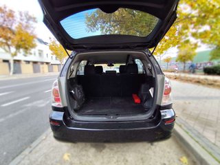 TOYOTA corolla verso