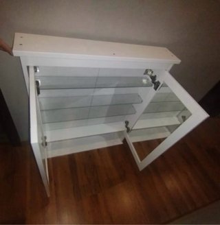 Mueble baño Ikea Hemnes madera y cristal