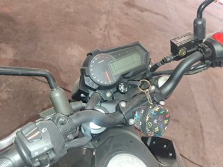 Benelli TNT 125 Negra y Verde
