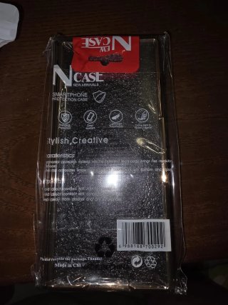 Funda móvil negra,plateado y dorada