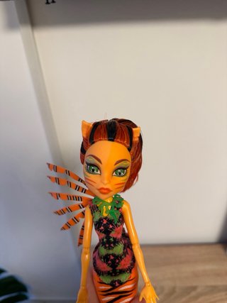 Muñeca Monster High Sirena Naranja