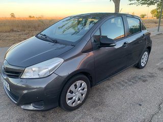 Toyota Yaris 2012 gasolina