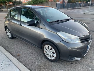 Toyota Yaris 2012 gasolina