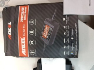 Monitor Baterías Coche/Moto 12-24V BM300 Pro