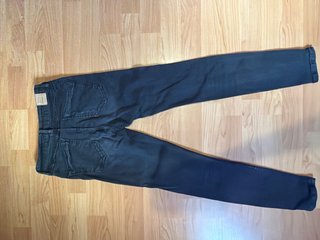 Pantalón vaquero Bershka negro