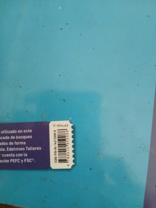 Libros de matemáticas y lengua de 5 de primaria.