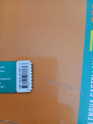 Libros de matemáticas y lengua de 5 de primaria.