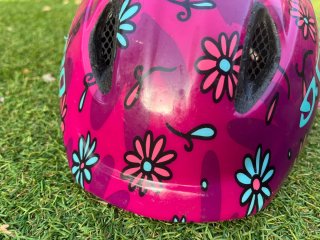 Casco Giro niña Talla XS floral