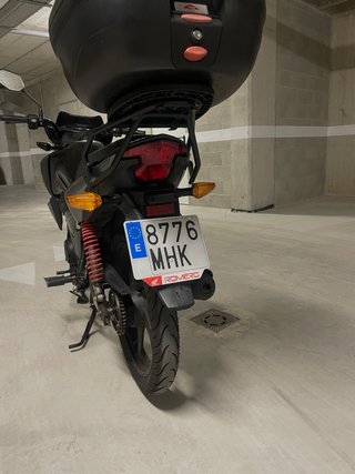 Honda CB125F 2023 Negra 14km Garantía 2028