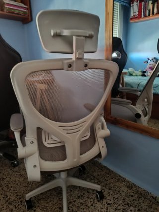 Silla de escritorio ergonómica gris