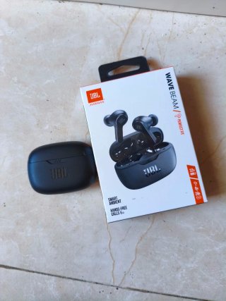 Auriculares JBL ( solo funciona uno)