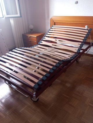 Cama articulada con colchón