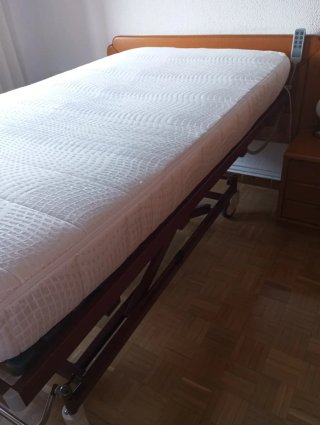 Cama articulada con colchón