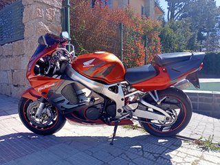 Honda CBR 900 RR Fireblade 99 Carburación