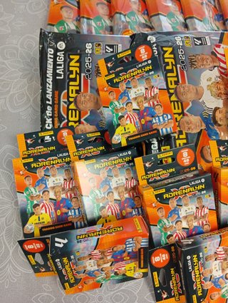 ADRENALYN XL 2025-26 SIN ABRIR,CAJAS CROMOS+ALBUMS