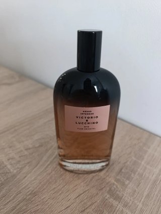 Colonia Victorio & Lucchino Flor Oriental