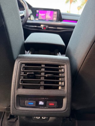 Volkswagen Golf 8 2.0tdi 150cv DSG 2021