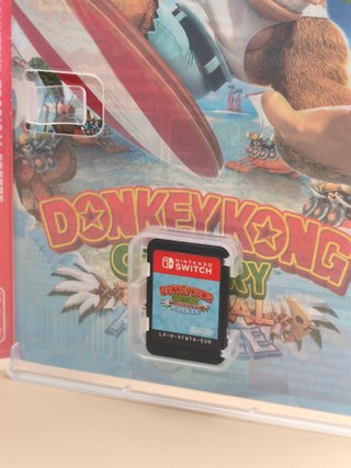 Donkey Kong Country Tropical Freeze Switch