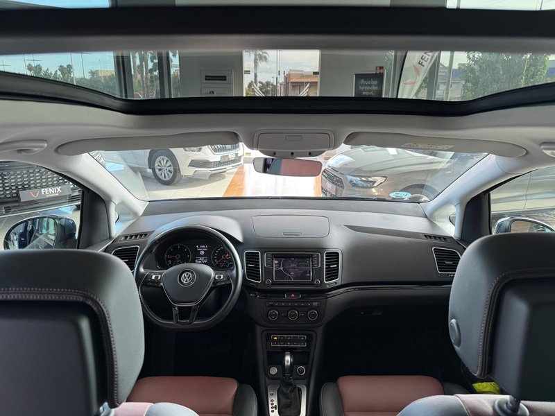 Volkswagen Sharan 2020, foto 15