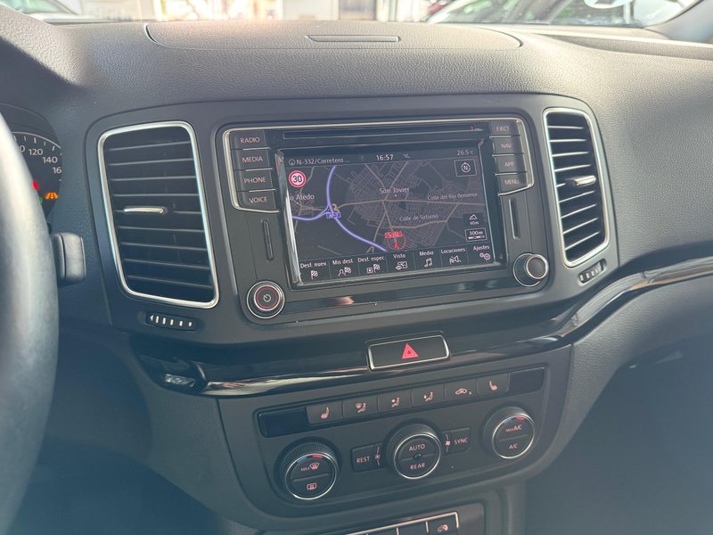 Volkswagen Sharan 2020, foto 19