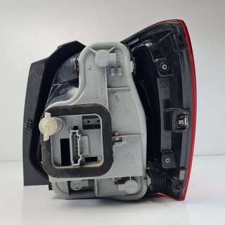 PILOTO TRASERO IZQUIERDO VOLKSWAGEN VOLKSWAGEN POLO (6R1) 2009-2014