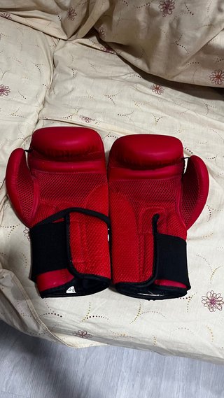 Guantes Boxeo Outshock 10 oz Rojos