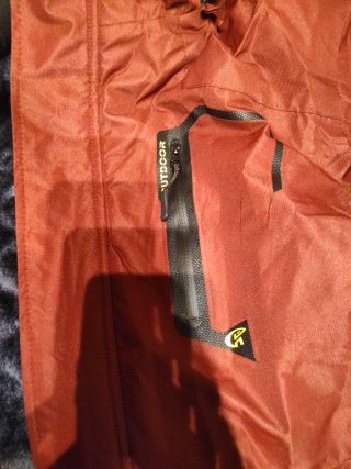 Abrigo Outdoor TL