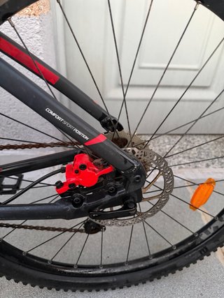 Bicicleta Rockrider ST540 Negra/Roja