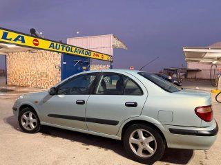 Nissan Almera 2002