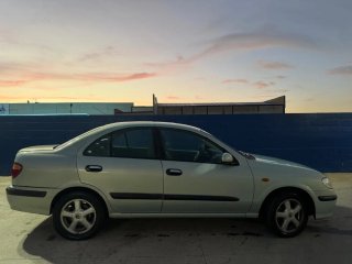 Nissan Almera 2002