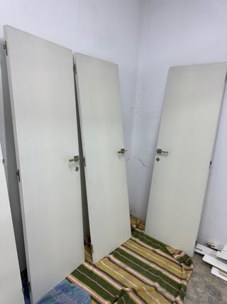 3 Puertas Blancas