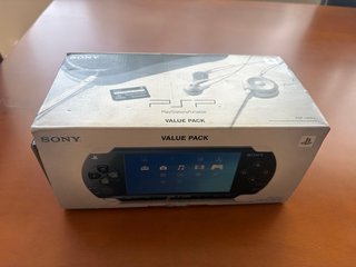 Sony PSP-1004 K Value Pack Negra