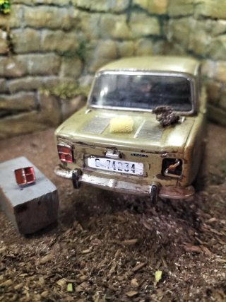 Seat 600+Simca 1000 diorama 1:24 con luz