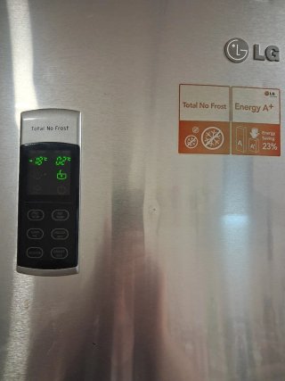 Frigorífico LG No Frost 331L A+ INOX PLATA OSCURO