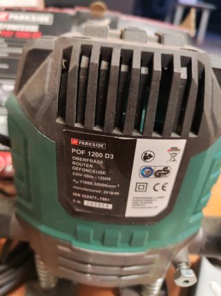 Fresadora Parkside POF 1200 D3