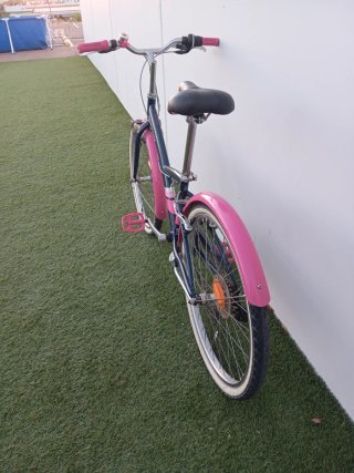 Bicicleta infantil Btwin azul y rosa