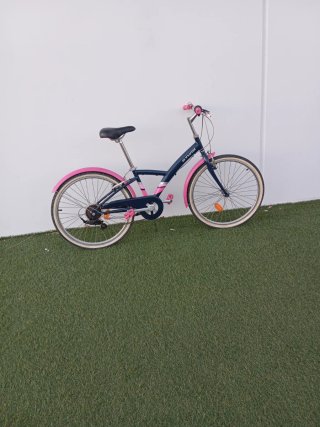 Bicicleta infantil Btwin azul y rosa