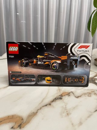 LEGO Speed Champions McLaren F1 Team MCL38