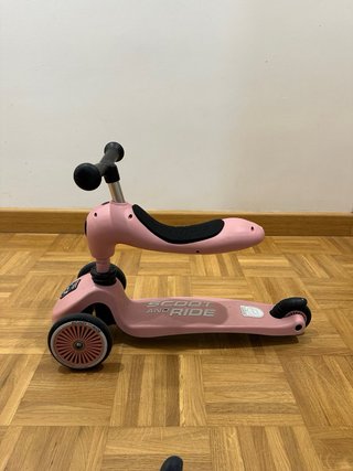 Patinete infantil rosa SCOOT AND RIDE