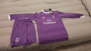 Conjunto Real Madrid Morado morado Retro talla 28