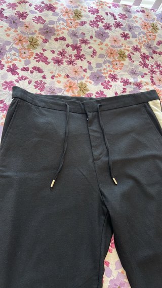 Pantaloni Zara neri con banda laterale bianca