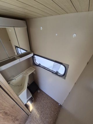 Caravana Burstner -750kg