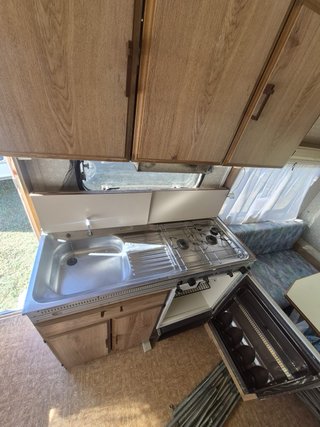 Caravana Burstner -750kg