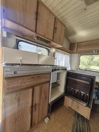 Caravana Burstner -750kg