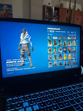 Fortnite C3enT4 EXCLUSIVA con 104 trajes